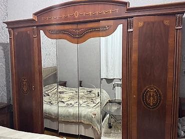 atma taxtalar: İşlənmiş, 5 qapı, Güzgülü, Qəhvəyi, Taxta, Açılan, Düz dolab — 1