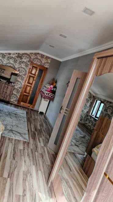 kiraye hovsan: TƏCİLİ SATİLİR :Məkan: İşıqlı, geniş mətbəx və dəhliz sahələri olan — 8