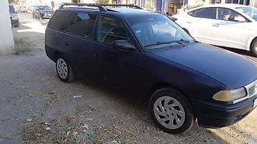 Opel Astra: 1.7 l | 1995 il 46300 km Universal — 2