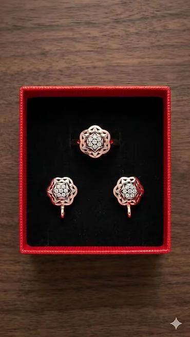 Dəstə daxildir: Üzük, Sırğa, Çəhrayı qızıl