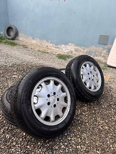 kia rio islenmis ehtiyat hisseleri: İşlənmiş Disk təkər Mercedes-Benz 205 / 65 / R 15, 5 Boltlu — 1