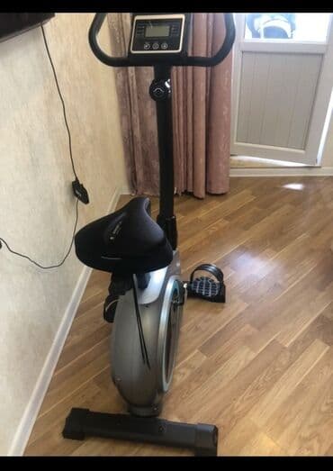 işlənmiş qacış aparatı: Maşın tipi: Stasionar velotrenajor Xüsusiyyətlər: - Elektron — 1