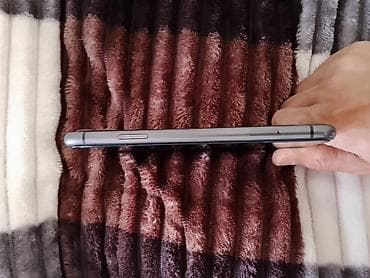 macbook pro satilir: IPhone 11, 128 GB, Qara — 6