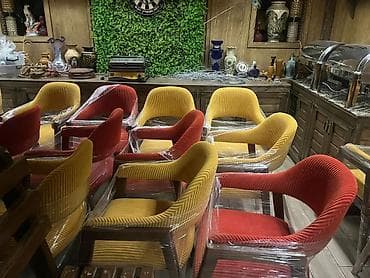 Ir20 eded stul Yenidir.Taxtasi fistiq ağacindan sifarişle yigilib