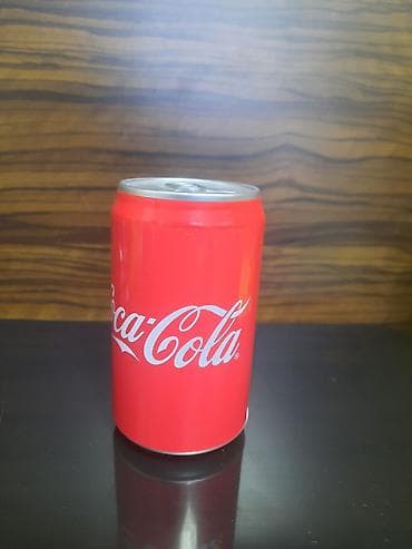 Микрофоны: Məhsul: Coca‑Cola dizaynlı Sesucaldıcı Tam işlək vəziyyətdədi . Heç — 1