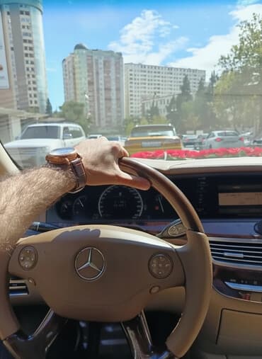 Taksi sürücüsü, stajı 14 il, Maşın icarəsi ilə