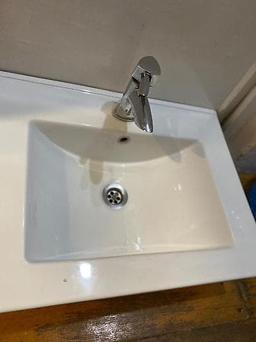 kreditle drel: Ağ rəngli seramik hamam/lavabo dəsti - Tezgahüstü düzbucaqlı lavabo — 1