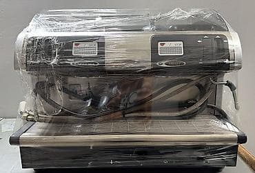 Faema İki qruplu peşəkar espresso/kofe aparatı . Servis olunub . Çox