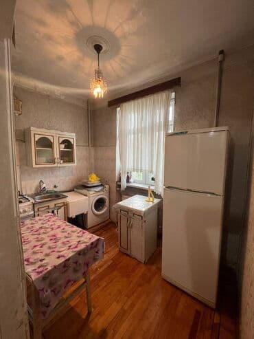 2 otaqlı mənzil vasitəçisiz: Bakixanov qesebesi,Bakixanov Mall nan uzbeuz 5 mertebeli binanin 4 cu — 3