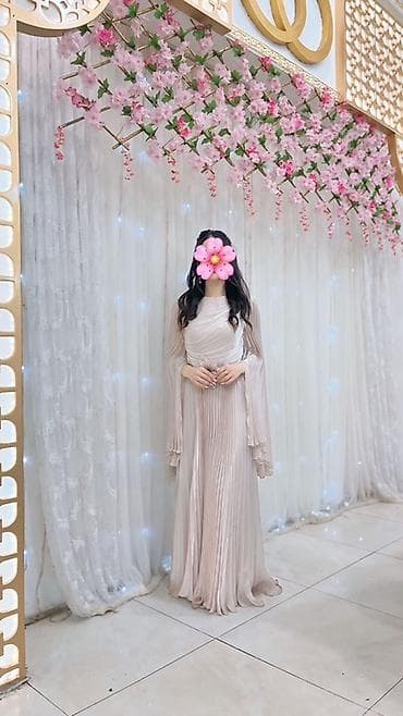 Zərif ziyafət/gecə libası - Rəng: açıq bej – şampan tonları - Model