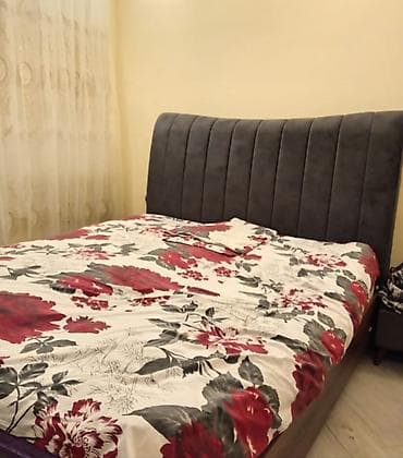 Yataq otağı mebel dəsti Tərkibi: - 2 nəfərlik çarpayı – yumşaq, boz — 2