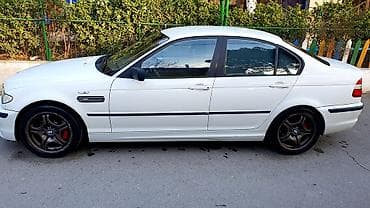 bmw 745i: BMW 3 series: 2.2 l | 2003 il Sedan — 9