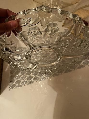 8 marta aid sekiller: Varenıya ucun olan ve çerez ucun olan ıkısı bırlıkde 11 azn — 2