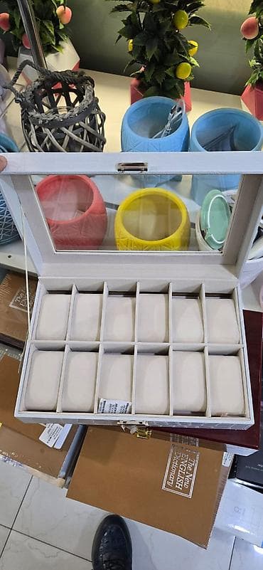 saatdar: Mücrü Saat üçün — 9