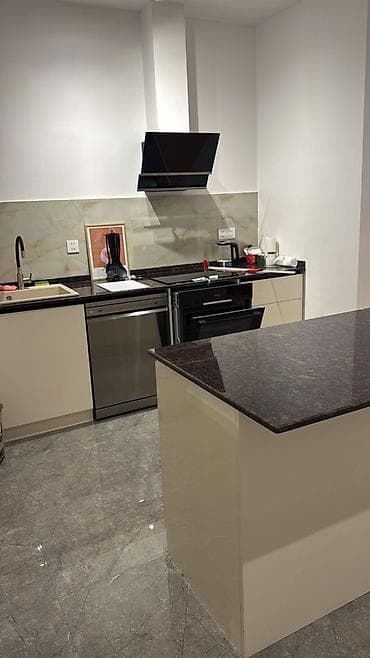 Bağ evləri: Xətai metrosu yaxınlığında 10 cu mərtəbə hər bir şəraitli əşyalı yeni — 4