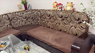 kunc divan gence: Divan satılır qiyməti 200 manat açılır bazalıdır ölçüsü eni 1.40 sm — 1