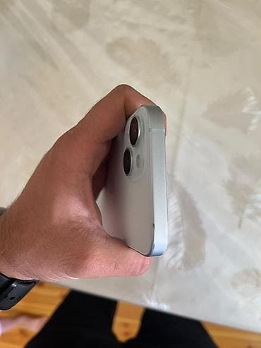 ref iphone satisi: IPhone 15, 128 GB, Ağ, Barmaq izi, Face ID — 5