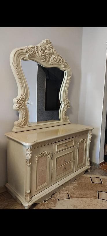 İşlənmiş, Güzgülü, Rusiya