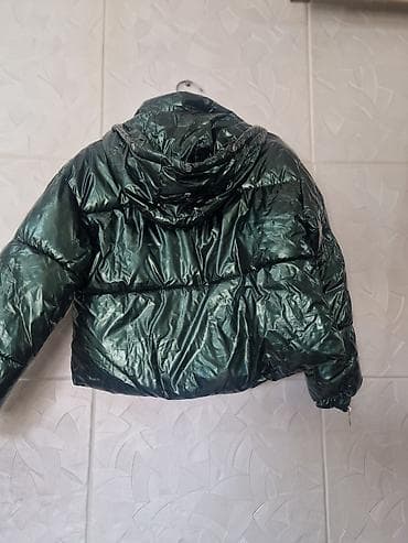 Moncler, L