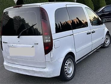 Mercedes-Benz Vaneo: 1.7 l | 2004 il Van/Minivan — 6