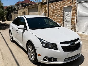 Chevrolet Cruze: 1.4 l | 210000 km Sedan — 1