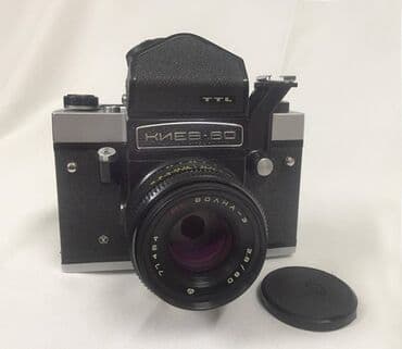 фотоаппарат зтп: Fotoaparat " Kiyev - 60 TTL " . Qədimi film camera . Kolleksiya — 4