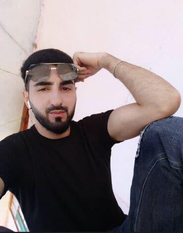 sekide is axtariram: Salam adım Ramin 26 yaşım var Sabirabad Rayon qeydiyyatlıyam Nərimanov — 1