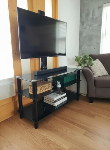 paxlava altlığı: İşlənmiş, Düz TV altlığı, Polkalı, Şüşəli — 1