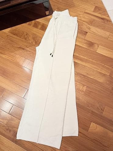 Jimmy Key 1 defe geyilib, standart olcu S/M razmere rahat olar,130