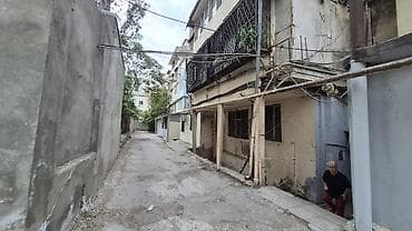 Bakı, Yasamal, 3 otaqlı, Köhnə tikili, m. Elmlər Akademiyası, 65 kv. m — 2