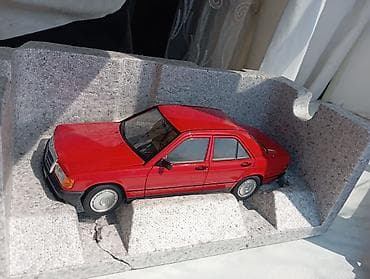 модель: Norev firmasına aid olan 1980 model Mersedes 190 modeli .Model tam — 1
