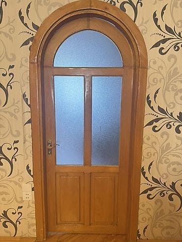 paravan: Taxta qapılar və pəncərəli şüşə qapı: Qapılar fıstıqdır, tam — 3