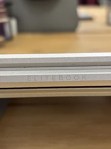 HP: HP EliteBook, 15.6 ", Intel Core i7, 512 GB — 4