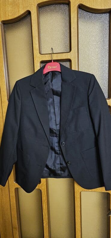 usaq ucun cins pencekler: 11,12 yaş uşaq üçün pencək.Britaniyadan gətiriblər,ölçüsü kiçik olduğu — 2