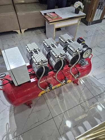 Yağsız hava kompressoru – 70 L şaquli/silindrik rezervuar, 4 başlı (4