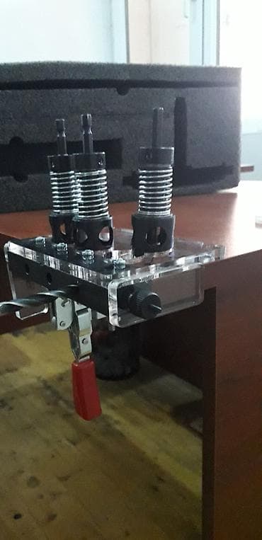 yer deşen: Minifix Şablonu Komplektə aşağıdakılar daxildir. 1.Minifix və dubel — 2