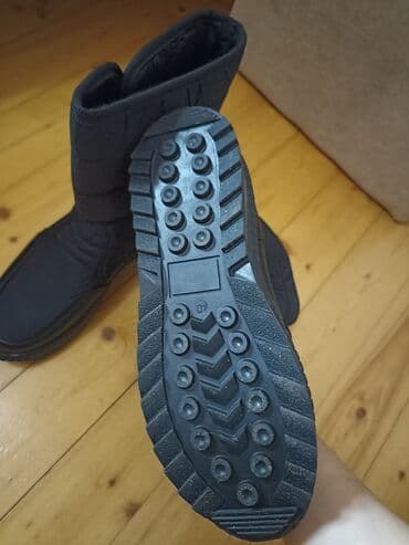 утепленные резиновые сапоги: Qara rəngli qış çəkmələri - Model: isti, uzun boğazlı, yüngül qış — 2