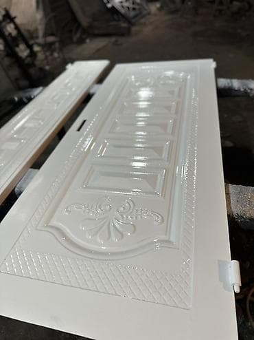 Darvaza Seyf qapıların yerində təmiri Rənglənməsi yenisin sifarişi — 2