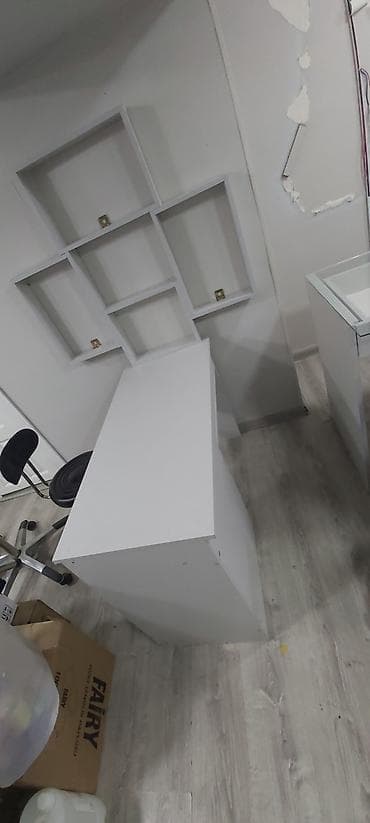 Ofis dəst mebeli: Dırnaq Masası dəsti 130azn əla vəziyyətdi. - Rəng: ağ (açıq ağac — 3