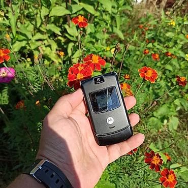 Motorola Razr V Mt887, < 2 GB Memory Capacity, rəng - Qara, Düyməli