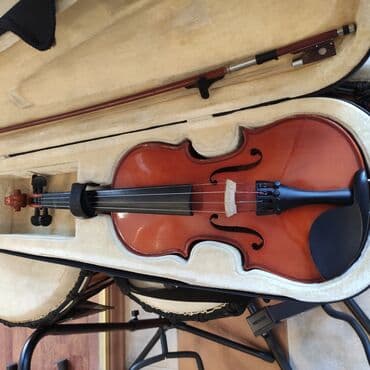 sintezator almaq: Skripka Dominguez Ölçü:4/2 Qiymətə daxildir: 1)Çanta 2)Kanifol — 2