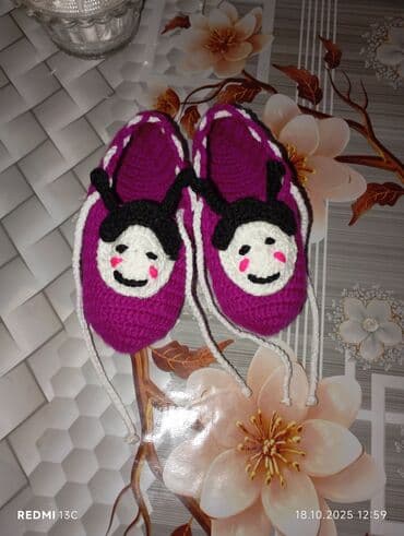 детские вещи на 9 лет: Uşaq corabı satılır istəyən Whatsappa yazib sifariş vere bilər Rəng və — 1