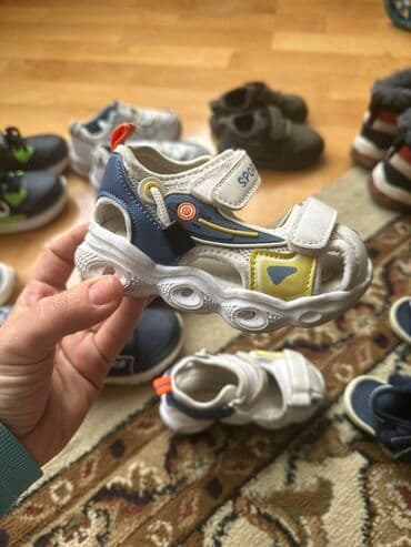 европейская детская обувь: Кроссовки, Унисекс, 23, Adidas — 10