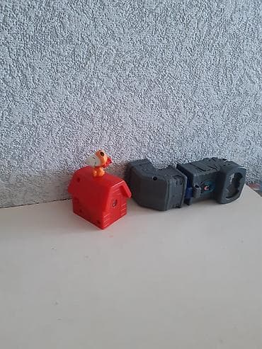 mcdonalds oyuncaqlar: MacDonalds oyucagları. Qırmızı -2 manat. O birisi 1 manatdandı — 1