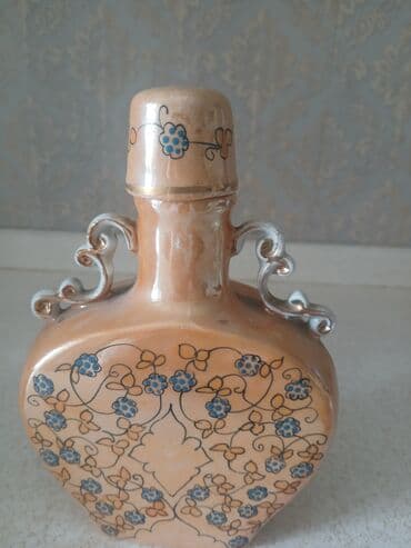 kohnə qablar: Qədimi gülab qabı — 1