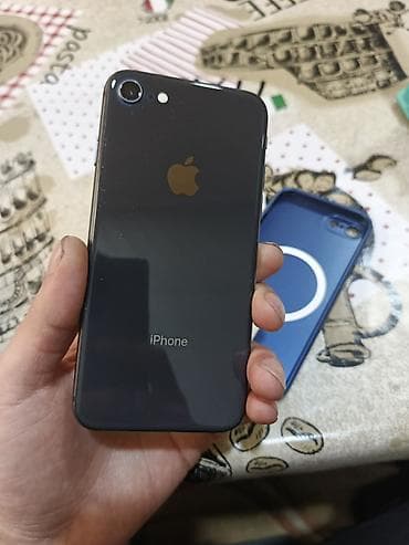 IPhone 8, Space Gray, Barmaq izi — 3