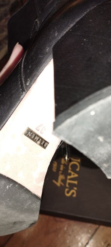 çəkməcə: Ölçü: 37, rəng - Qara, Yeni — 3