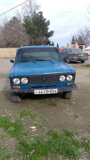 renault megane 2008: VAZ 2106, mavi rəng, sedan gövdə. Ön hissədə klassik dörd fara, qara — 2