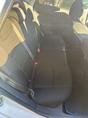 çaşqa feredo: Hyundai i30: 1.6 л | 2011 г. Хэтчбэк — 10