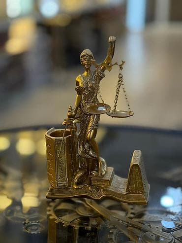 Настольные наборы: Temida (Ədalət ilahəsi) fiqurlu masaüstü aksesuar - Material: metal — 4